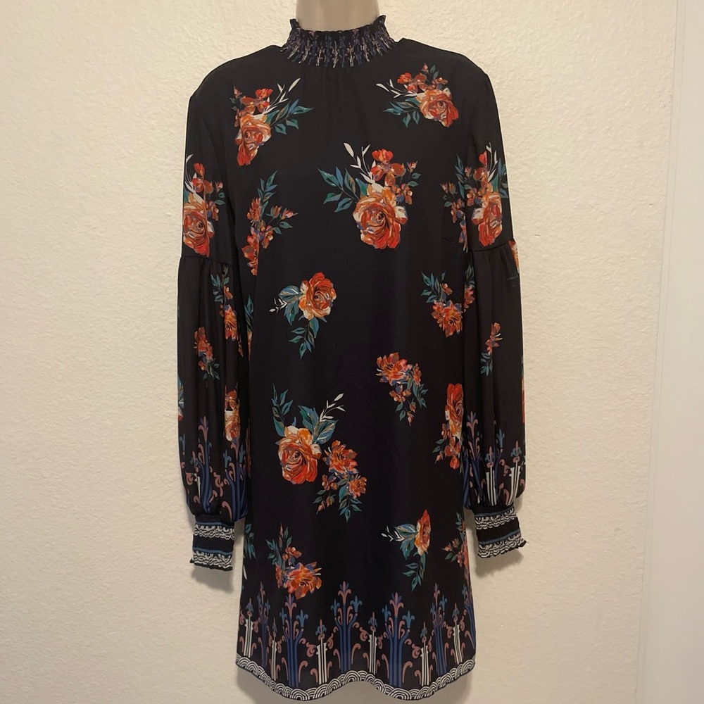 Flying Tomato Floral Print Dress. SZ L